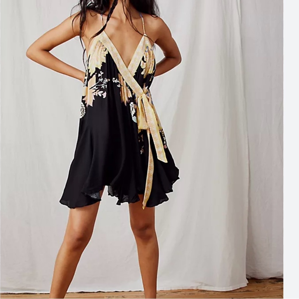 Free People Magic Garden Slip Mini Dress - Size Medium - Excellent condition